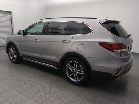 Used 2019 Hyundai Santa Fe XL image 3