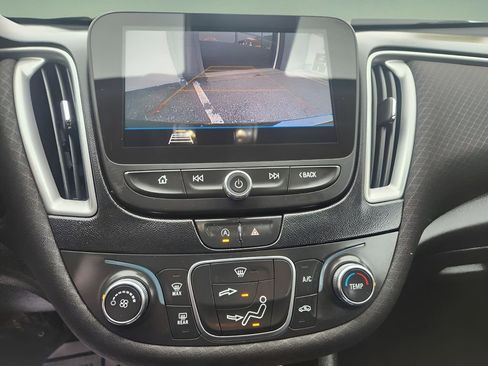 Used 2020 Chevrolet Malibu LS w/ Driver Confidence Package II image 12