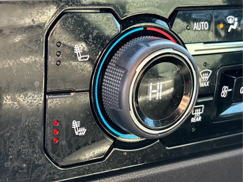 Certified 2022 Chevrolet Silverado 1500 LT Trail Boss w/ Protection Package image 17