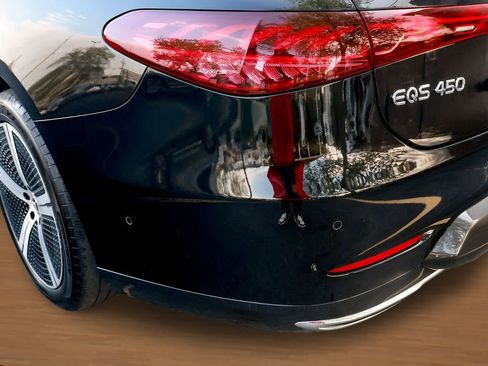 Used 2023 Mercedes-Benz EQS 450+ 4MATIC Sedan image 39