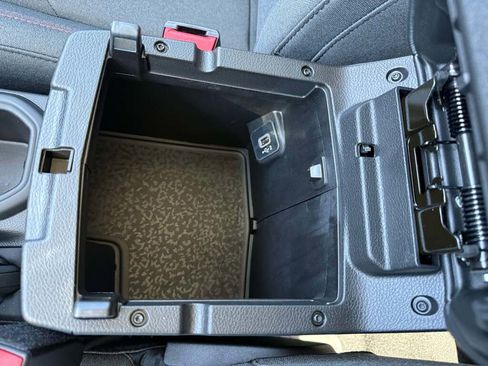 New 2025 Jeep Wrangler Rubicon w/ Convenience Group image 31