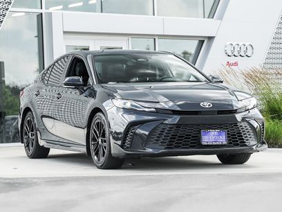 Used 2025 Toyota Camry SE