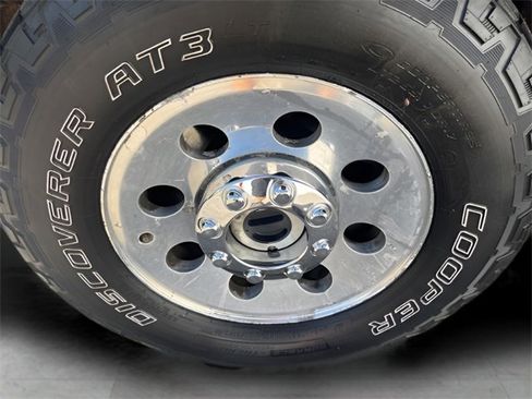 Used 2013 Ford F350 Lariat w/ Chrome Pkg image 19