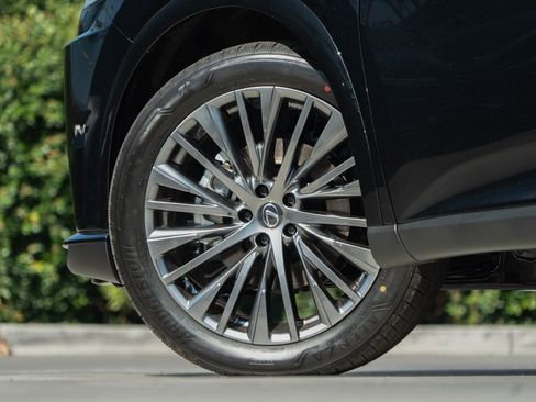 New 2026 Lexus RX 450h AWD image 7