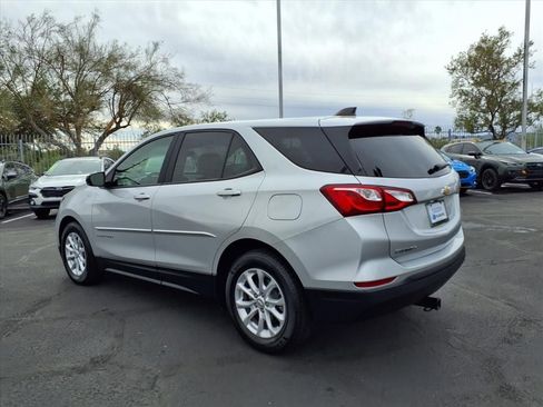 Used 2020 Chevrolet Equinox LS w/ LS Convenience Package image 11