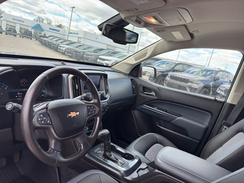 Used 2019 Chevrolet Colorado Z71 AWD/4WD image 25