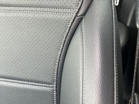 Certified 2023 Mercedes-Benz GLC 300 4MATIC image 17