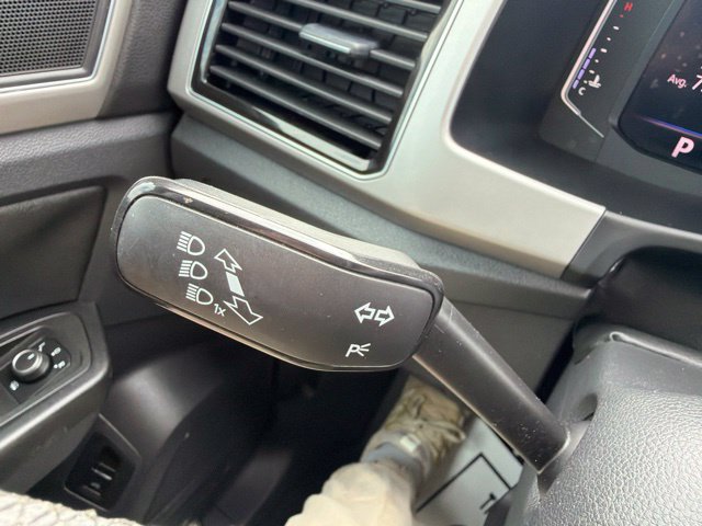 Used 2019 Volkswagen Atlas SEL FWD image 50