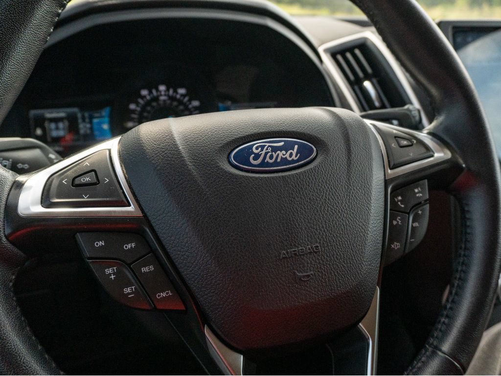 Used 2024 Ford Edge SEL AWD/4WD image 31