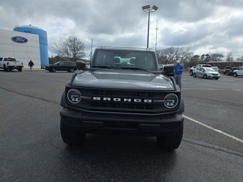 Used 2025 Ford Bronco 2-Door w/ Sasquatch Package image 8