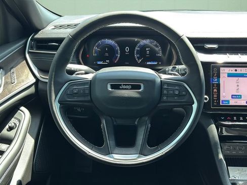 New 2026 Jeep Grand Cherokee L Limited AWD/4WD image 15