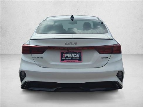 Used 2024 Kia Forte GT-Line FWD image 6