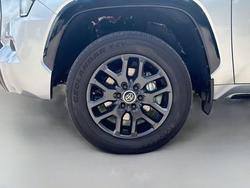 Used 2023 Toyota Sequoia Platinum AWD/4WD image 45