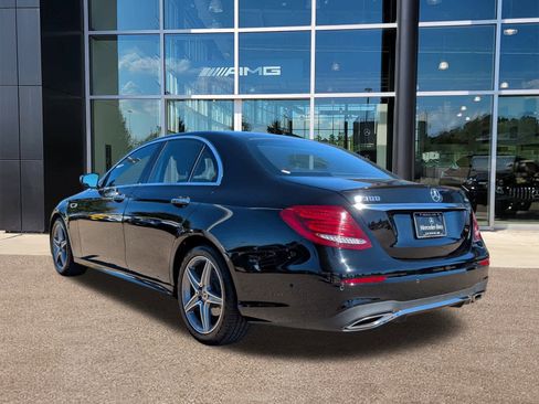 Certified 2019 Mercedes-Benz E 300 4MATIC image 7
