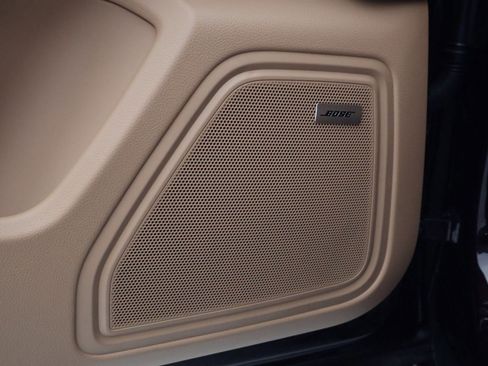 New 2026 Porsche Macan image 14