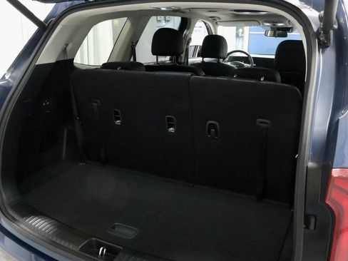 Used 2025 Kia Telluride S image 16