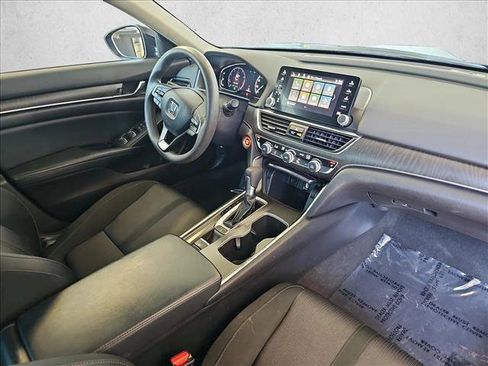 Used 2018 Honda Accord EX image 24