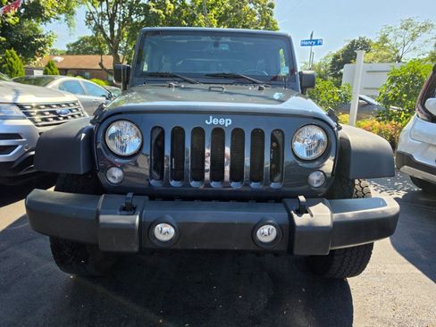 Used 2017 Jeep Wrangler Unlimited Sport w/ Quick Order Package 24S AWD/4WD image 5