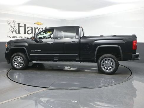 Used 2019 GMC Sierra 2500 Denali w/ Duramax Plus Package AWD/4WD image 53