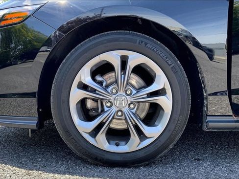Used 2024 Honda Accord EX image 8