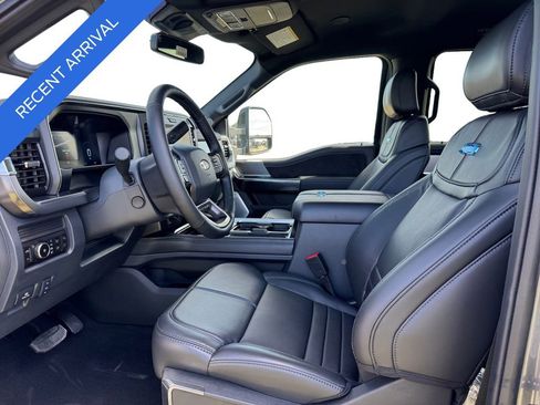 Used 2026 Ford F250 Platinum image 9