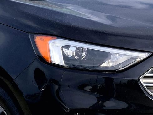 Certified 2022 Ford Edge Titanium AWD/4WD image 24
