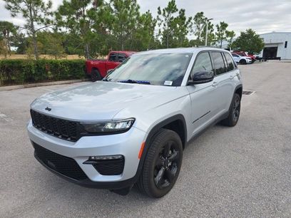 Certified 2024 Jeep Grand Cherokee Limited w/ Black Appearance Package