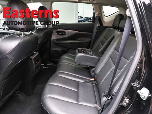 Used 2023 Nissan Murano SV FWD image 22