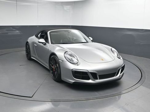 Used 2017 Porsche 911 Carrera GTS image 31