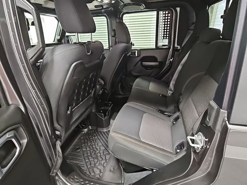 Used 2022 Jeep Gladiator Mojave w/ Trailer Tow Package image 30