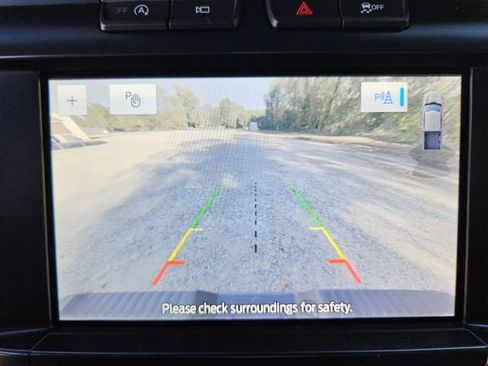 Used 2022 Ford F150 XLT image 23