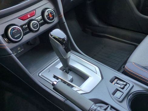 Used 2023 Subaru Crosstrek 2.0i Premium image 29