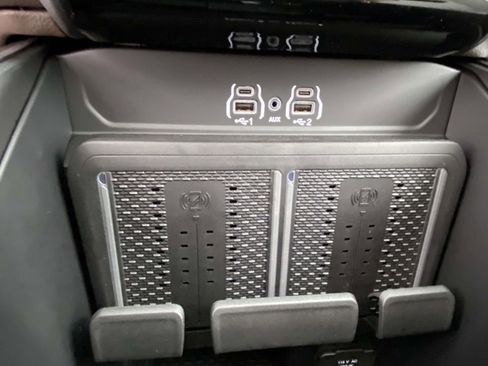 New 2026 RAM 3500 Laramie AWD/4WD image 20