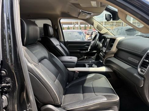 Used 2020 RAM 1500 Laramie AWD/4WD image 28