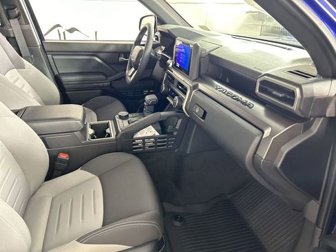 New 2025 Toyota Tacoma TRD Sport image 25