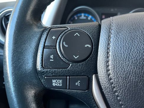 Used 2018 Toyota RAV4 Adventure AWD/4WD image 29