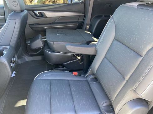 Used 2025 Buick Enclave Sport Touring w/ Super Cruise Package image 22