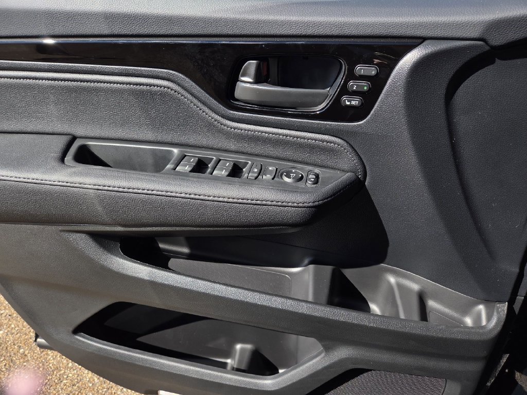 New 2027 Honda Odyssey Touring image 17