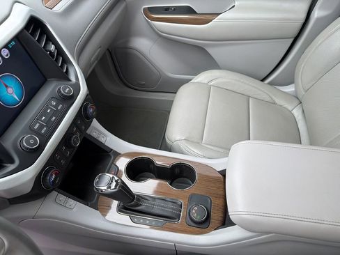 Used 2017 GMC Acadia SLE AWD/4WD image 35