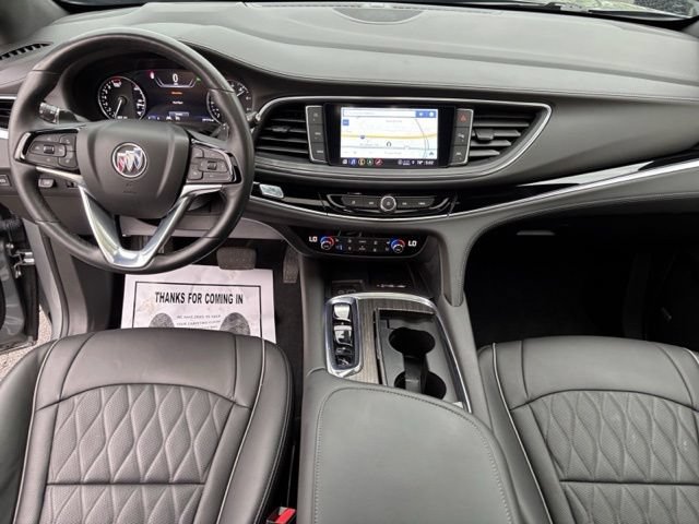 Used 2024 Buick Enclave Avenir w/ Avenir Technology Package AWD/4WD image 12