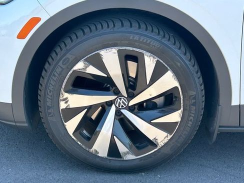 Used 2021 Volkswagen ID.4 Pro S RWD image 12