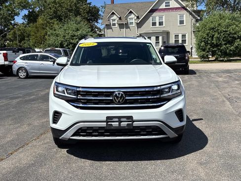 Used 2023 Volkswagen Atlas SE AWD/4WD image 2