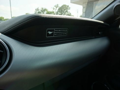 Used 2020 Ford Mustang Premium RWD image 21