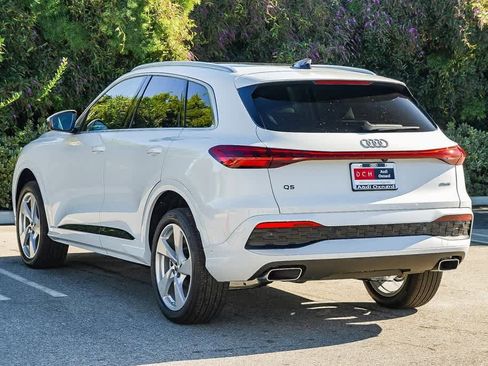 New 2025 Audi Q5 Premium Plus image 6