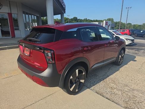 Certified 2025 Nissan Kicks SR AWD/4WD image 3
