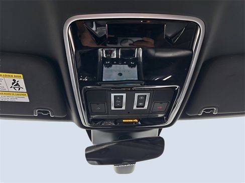 Used 2022 Land Rover Range Rover Sport HSE Dynamic image 28