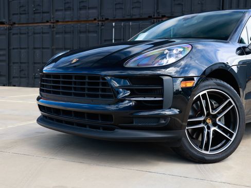 Used 2021 Porsche Macan S image 30