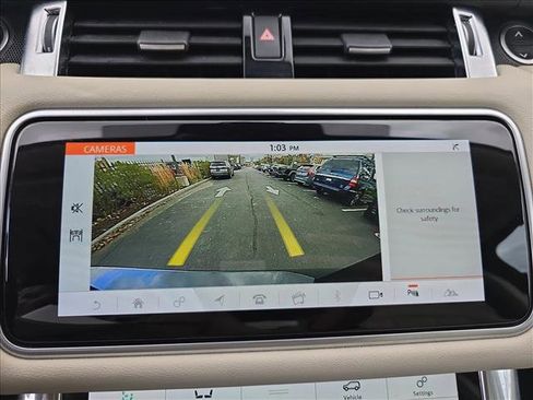 Used 2018 Land Rover Range Rover Sport HSE image 24