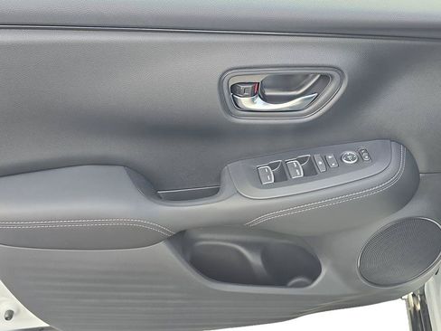 New 2027 Honda HR-V EX-L image 9