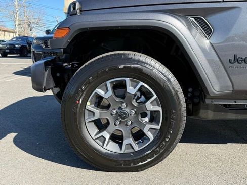 New 2026 Jeep Gladiator Sport image 18